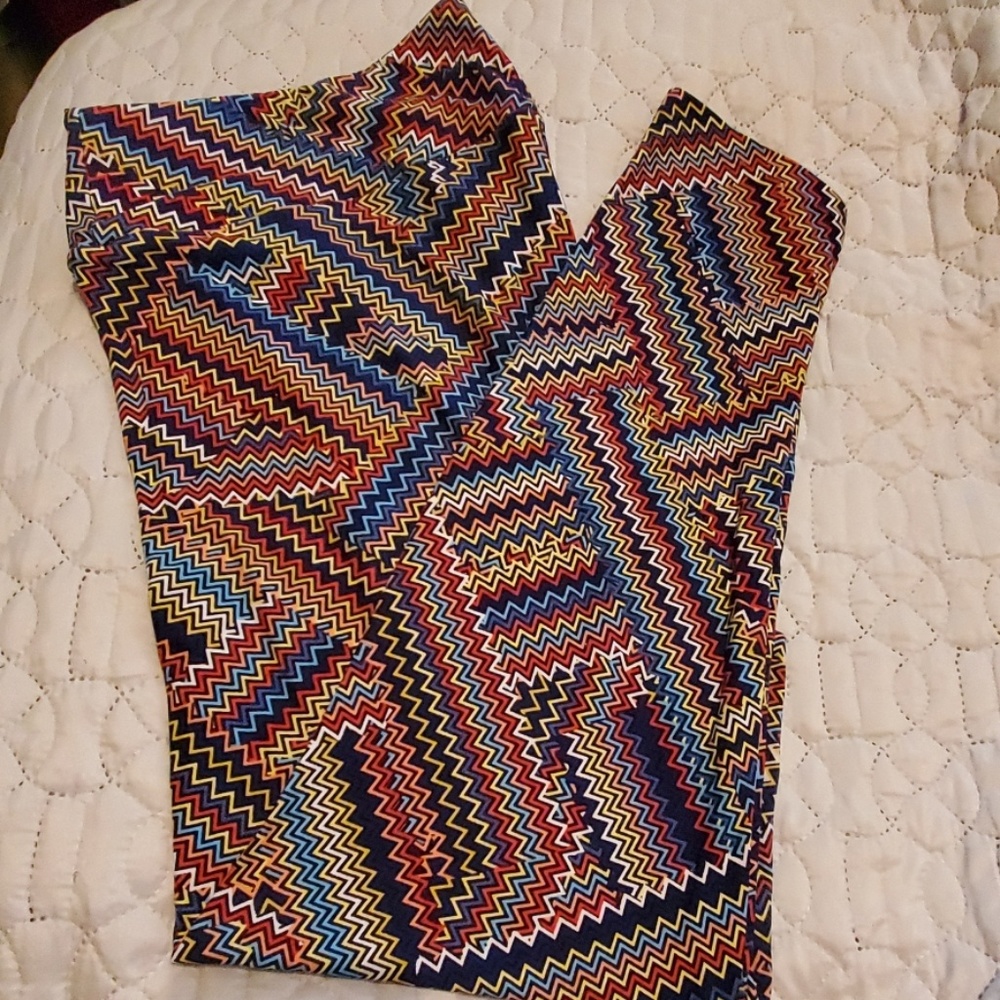 TC2 Lularoe leggings